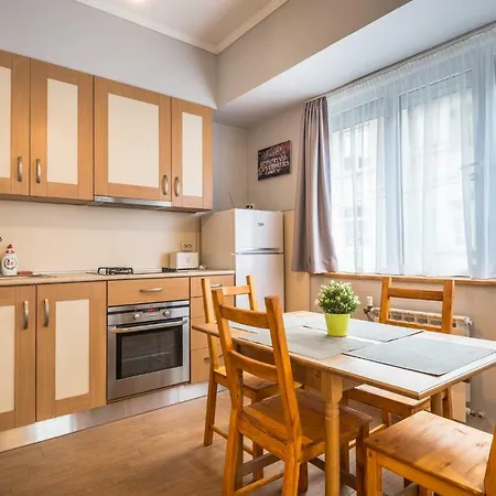 Apartment 5th Avenue Two Bedroom, Two Bathroom, Positano Street By Flat Mаnager Sofia